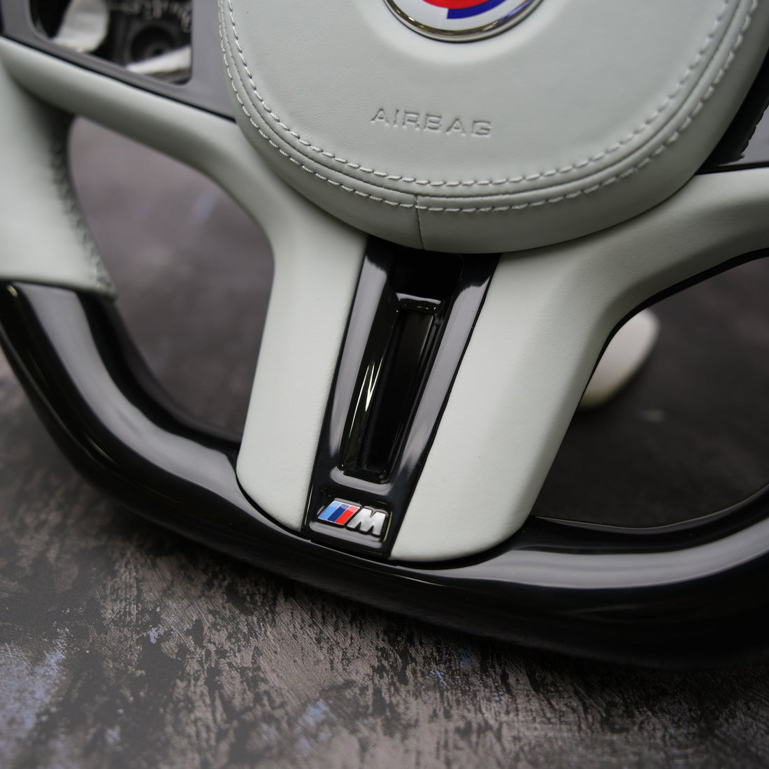 Exclusive Steering Custom Steering Wheel  for 18-24 BMW M2 M3 M4 M5 M8 X3M X4M X5M X6M X7 M60 s | G07 G87 G80 G82 G83 F90 F91 F92 F93 F95 F96 F97 F98