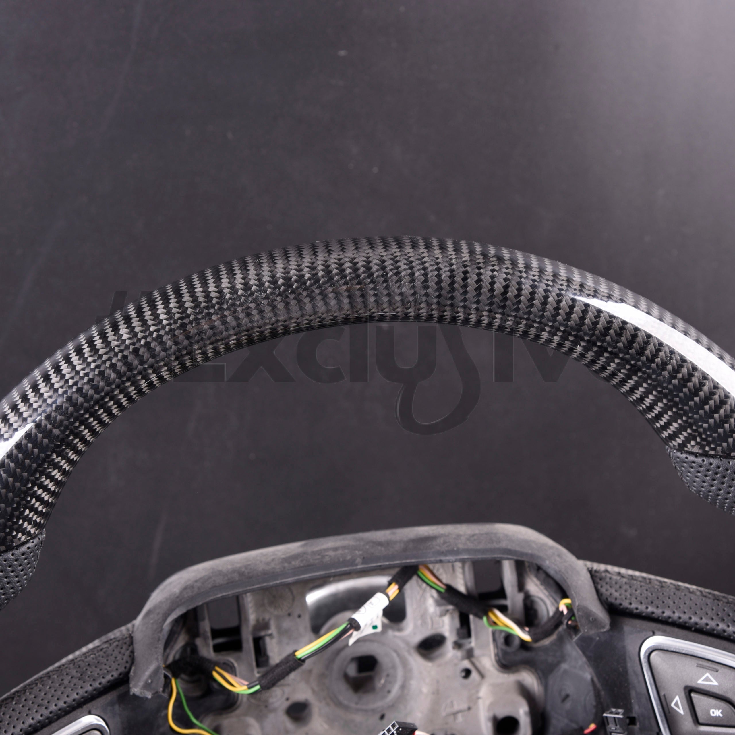 Land Rover Discovery Sport / Range Rover Evoque Custom Steering Wheel ...